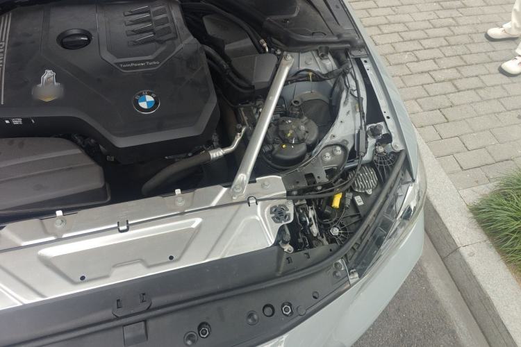 Used BMW 4 Series 2023 425i M Sport Package Engine Bay Left