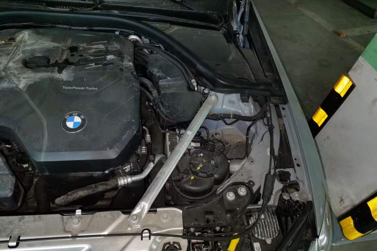 Used BMW 4 Series 2023 425i Convertible M Sport Package Engine Bay Left