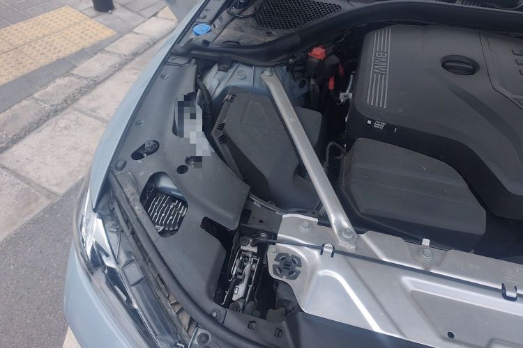 Used BMW 4 Series 2023 425i M Sport Package Engine Bay Right