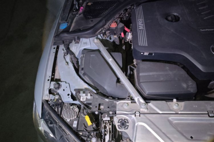 Used BMW 4 Series 2023 425i Convertible M Sport Package Engine Bay Right