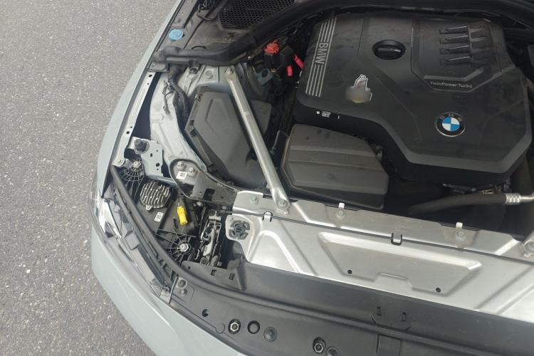 Used BMW 4 Series 2023 425i M Sport Package Engine Bay Right