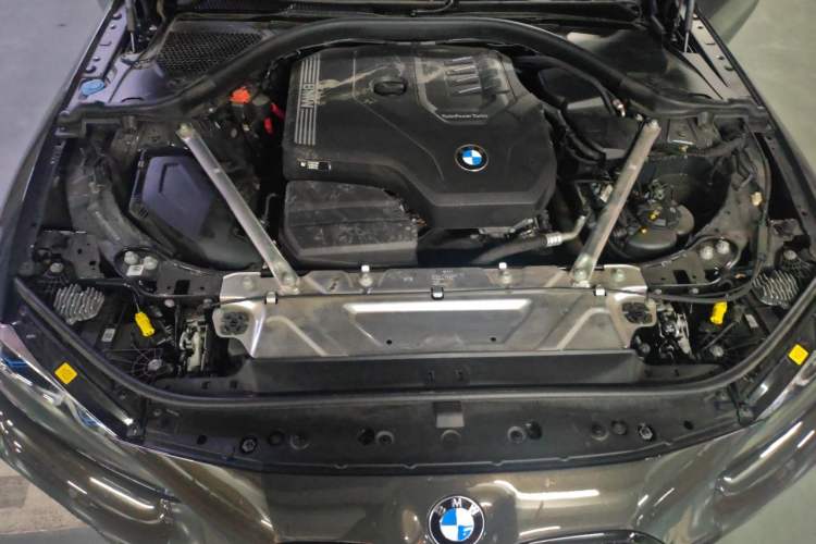 Used BMW 4 Series 2023 425i M Sport Night Edition Engine Bay