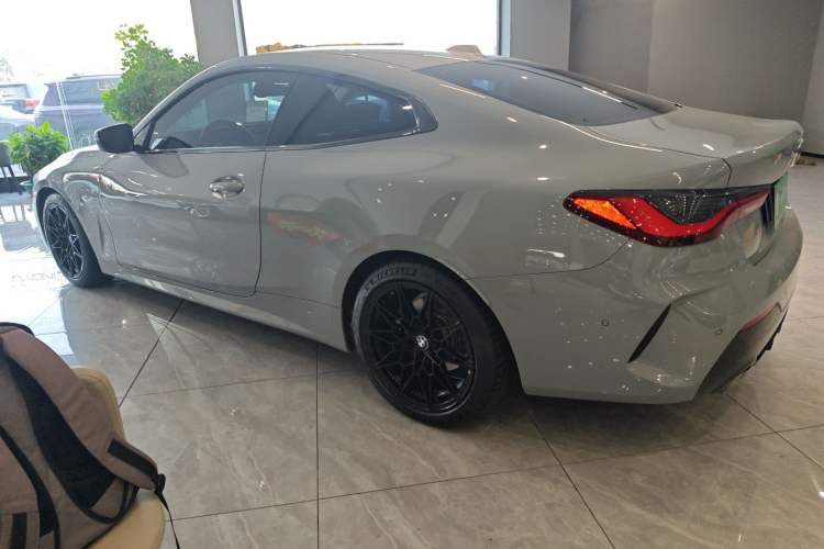 Used BMW 4 Series 2023 425i M Sport Package Exterior 3