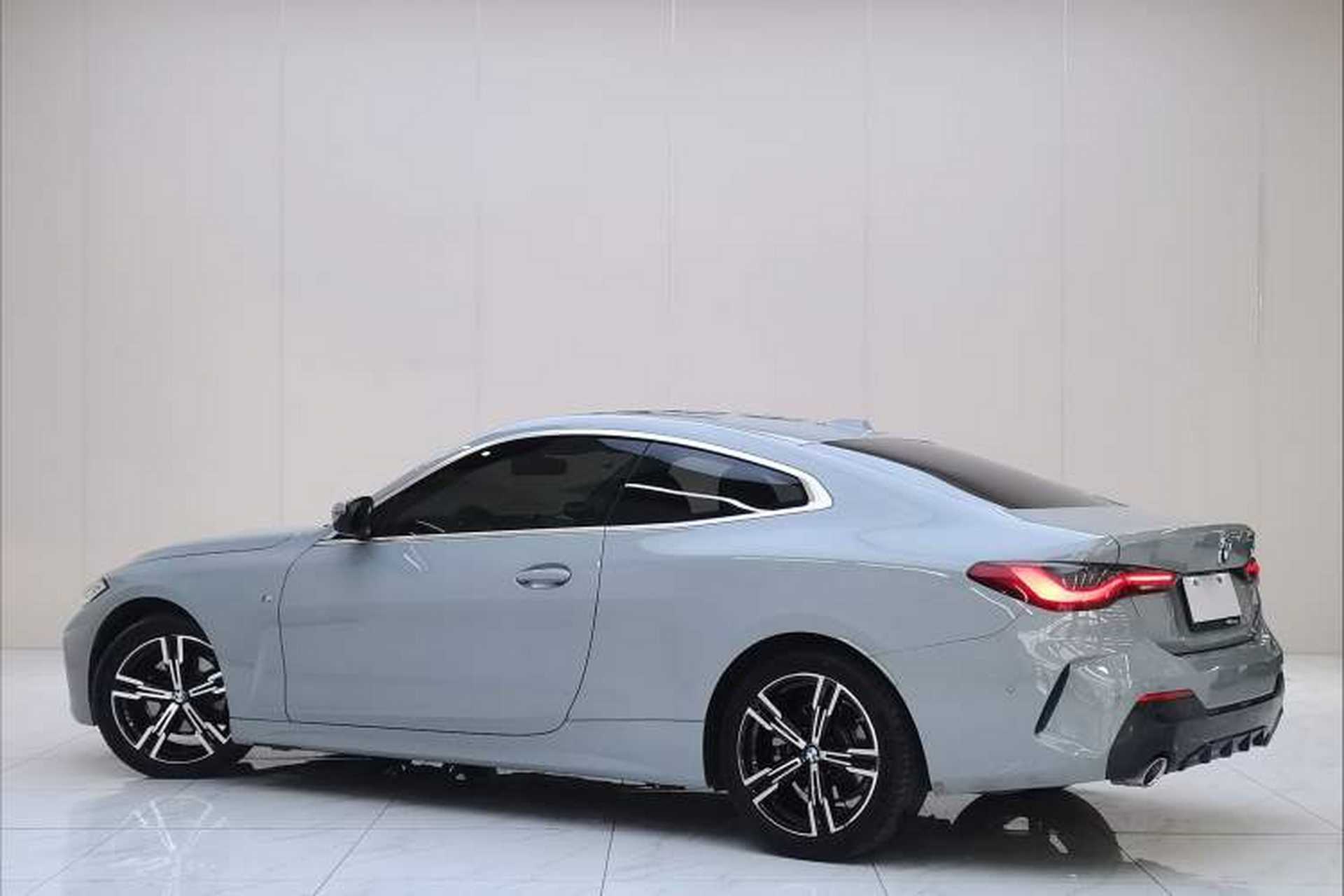 Used BMW 4 Series 2023 425i M Sport Package Exterior 4