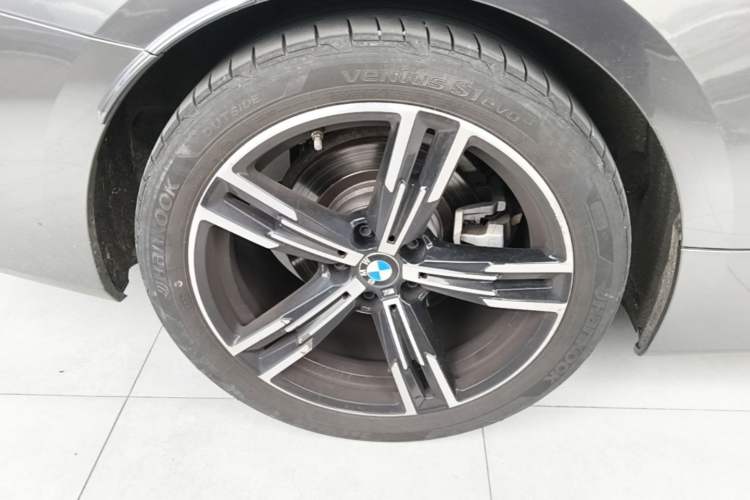 Used BMW 4 Series 2023 425i M Sport Package Exterior 5