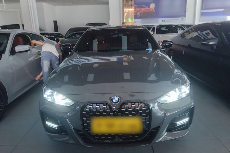 Used BMW 4 Series 2023 430i M Sport Night Edition Front