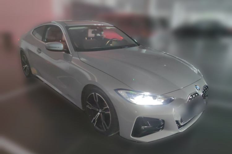 Used BMW 4 Series 2023 425i M Sport Package Front Right 45 Deg