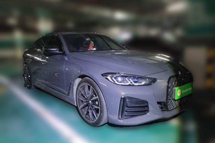 Used BMW 4 Series 2023 425i M Sport Night Edition Front Right 45 Deg