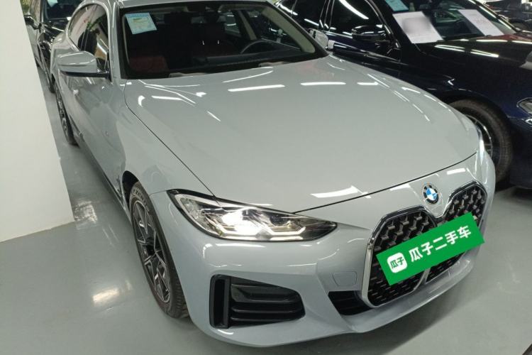 Used BMW 4 Series 2023 425i M Sport Package Front Right 45 Deg