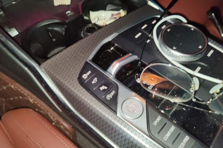 Used BMW 4 Series 2023 430i Gran Coupe M Sport Night Edition Gear Lever