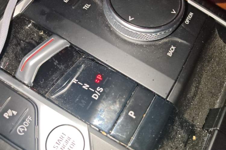 Used BMW 4 Series 2023 425i Convertible M Sport Package Gear Lever