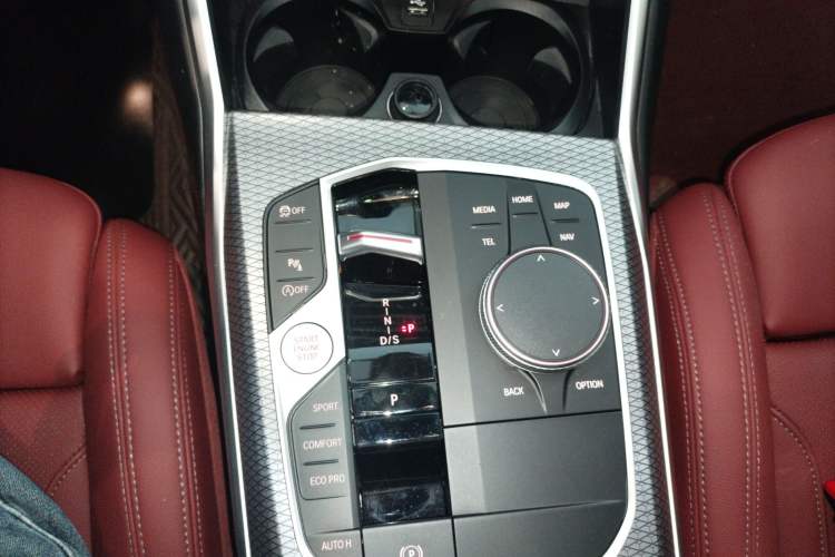 Used BMW 4 Series 2023 425i Gran Coupe M Sport Night Edition Package Gear Lever