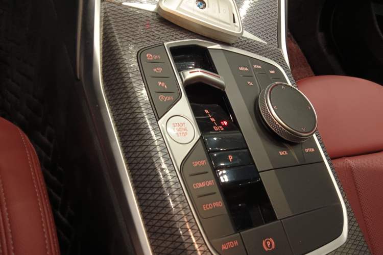 Used BMW 4 Series 2023 425i M Sport Night Edition Gear Lever