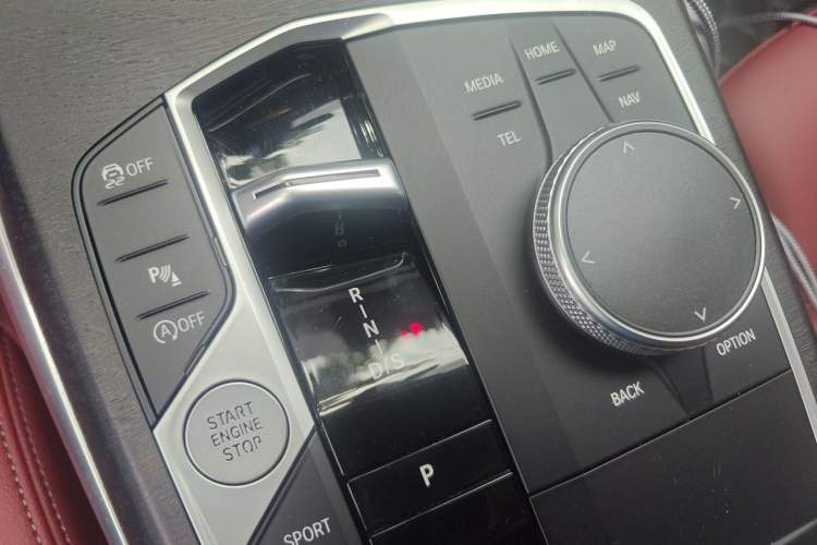 Used BMW 4 Series 2023 425i M Sport Package Gear Lever