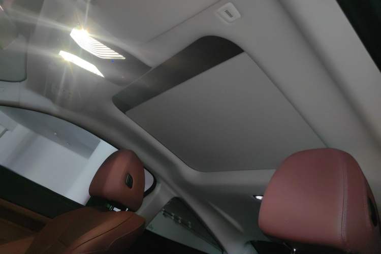 Used BMW 4 Series 2023 425i M Sport Package Headliner