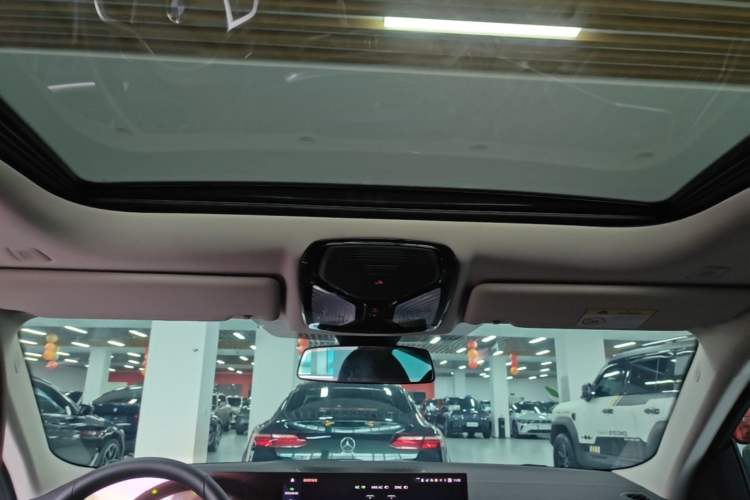 Used BMW 4 Series 2023 425i M Sport Package Headliner