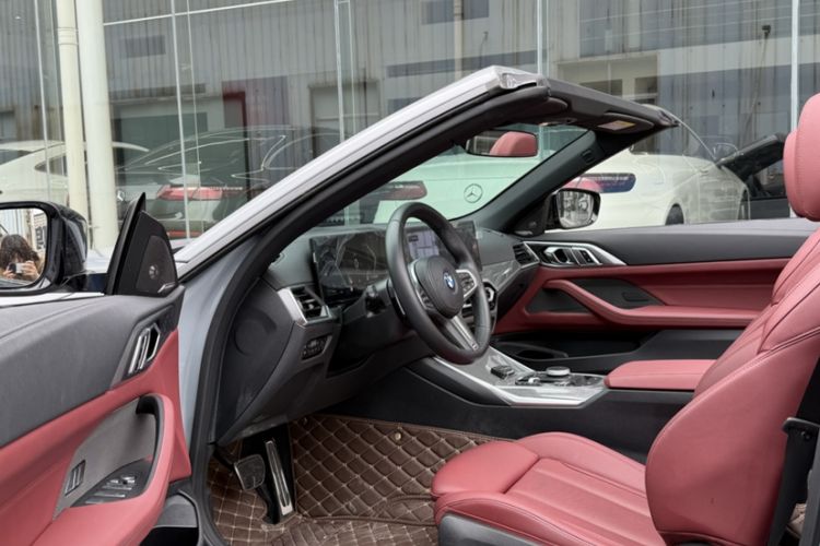 Used BMW 4 Series 2023 430i Convertible M Sport Night Edition Package Interior 1