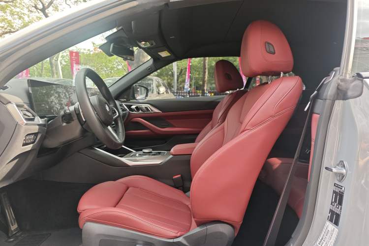 Used BMW 4 Series 2023 430i Convertible M Sport Night Edition Package Interior 1