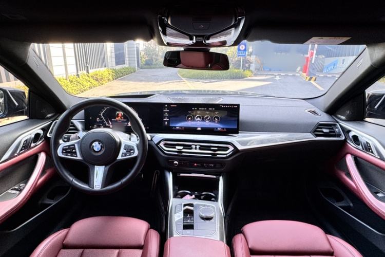 Used BMW 4 Series 2023 430i M Sport Night Edition Interior 2