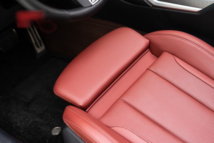 Used BMW 4 Series 2023 425i Convertible M Sport Night Edition Package Interior 8