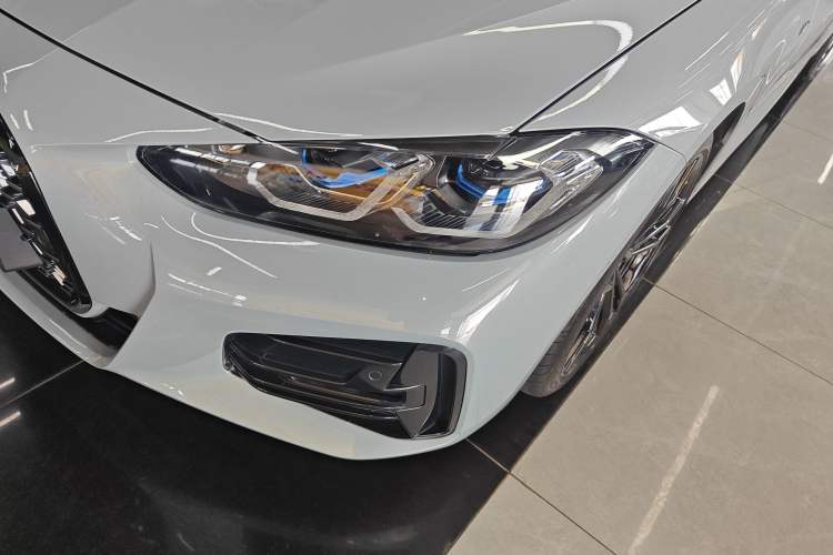 Used BMW 4 Series 2023 425i M Sport Night Edition Left Front Headlight