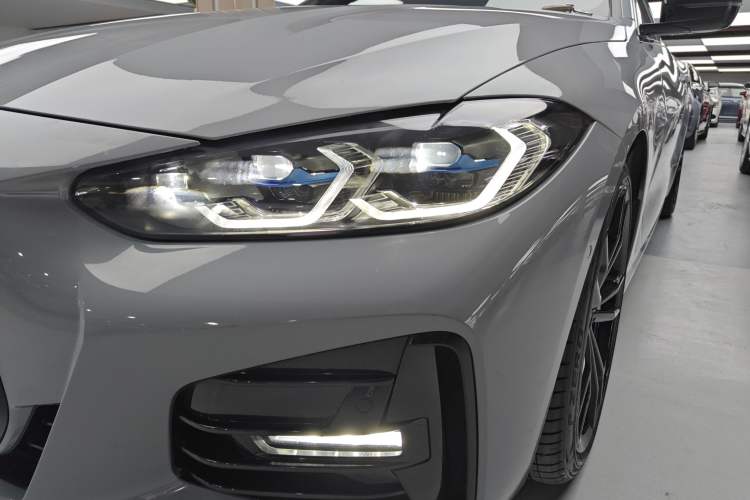 Used BMW 4 Series 2023 425i M Sport Night Edition Left Front Headlight