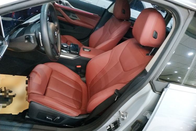Used BMW 4 Series 2023 425i Gran Coupe M Sport Package Left Front Seat