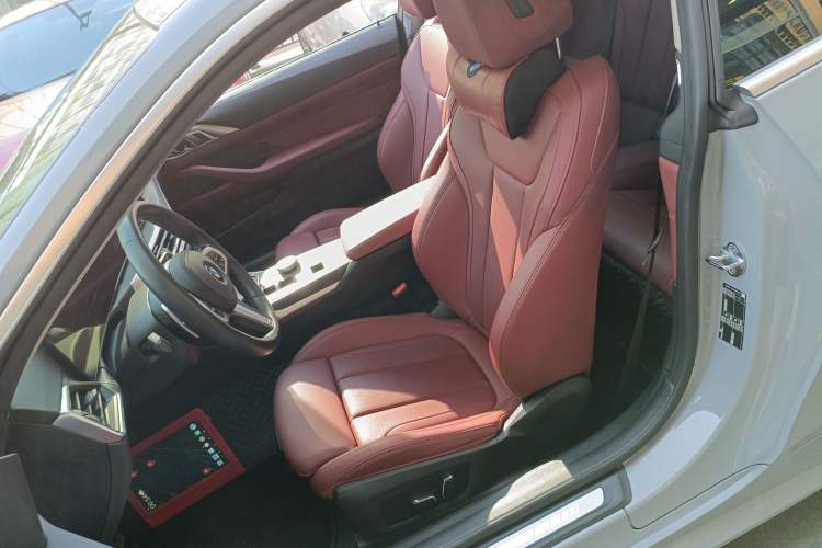 Used BMW 4 Series 2023 425i M Sport Package Left Front Seat