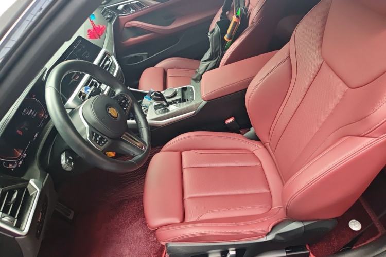 Used BMW 4 Series 2023 430i Convertible M Sport Night Edition Package Left Front Seat