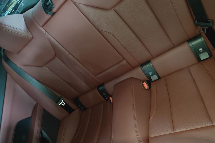 Used BMW 4 Series 2023 425i M Sport Night Edition Left Rear Seat