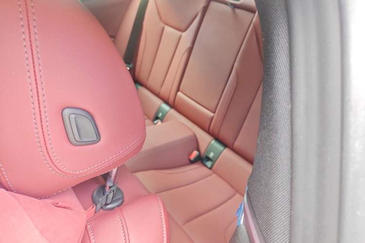 Used BMW 4 Series 2023 430i M Sport Night Edition Left Rear Seat