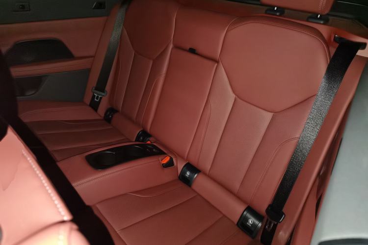 Used BMW 4 Series 2023 425i Convertible M Sport Package Left Rear Seat