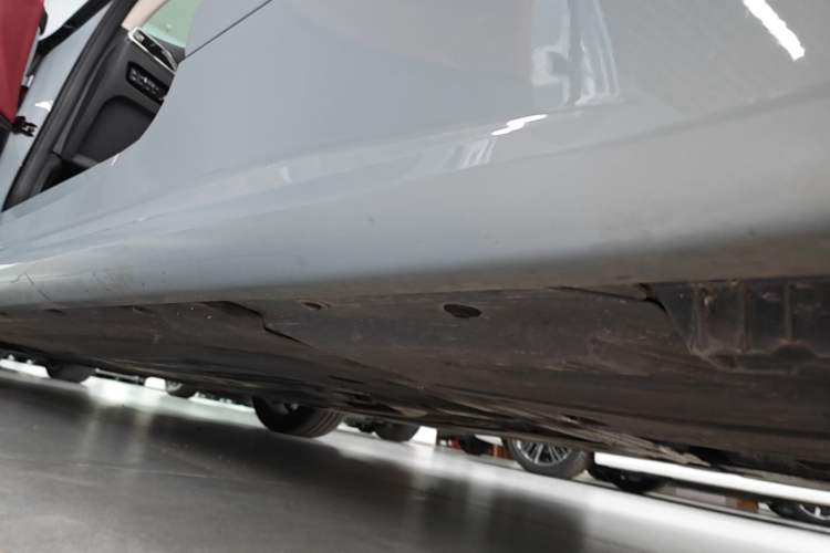Used BMW 4 Series 2023 425i M Sport Package Left Side Sill