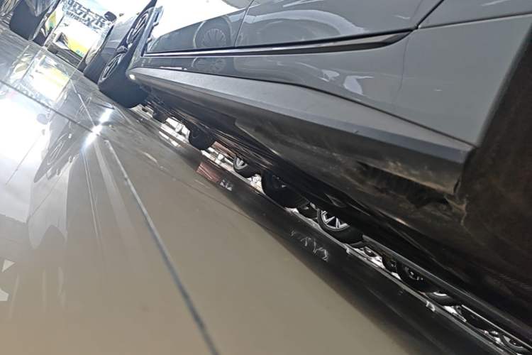 Used BMW 4 Series 2023 425i Gran Coupe M Sport Night Edition Package Left Side Sill
