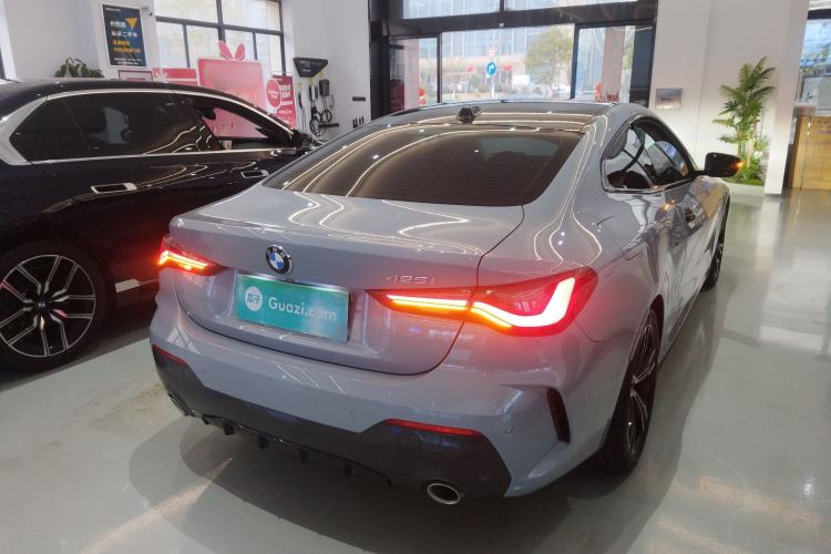 Used BMW 4 Series 2023 425i M Sport Package Rear Right 45 Deg