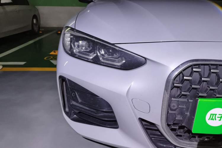 Used BMW 4 Series 2023 425i Convertible M Sport Package Right Front Headlight