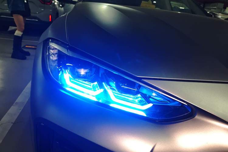 Used BMW 4 Series 2023 425i Gran Coupe M Sport Package Right Front Headlight