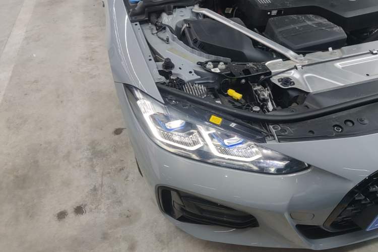 Used BMW 4 Series 2023 425i M Sport Night Edition Right Front Headlight