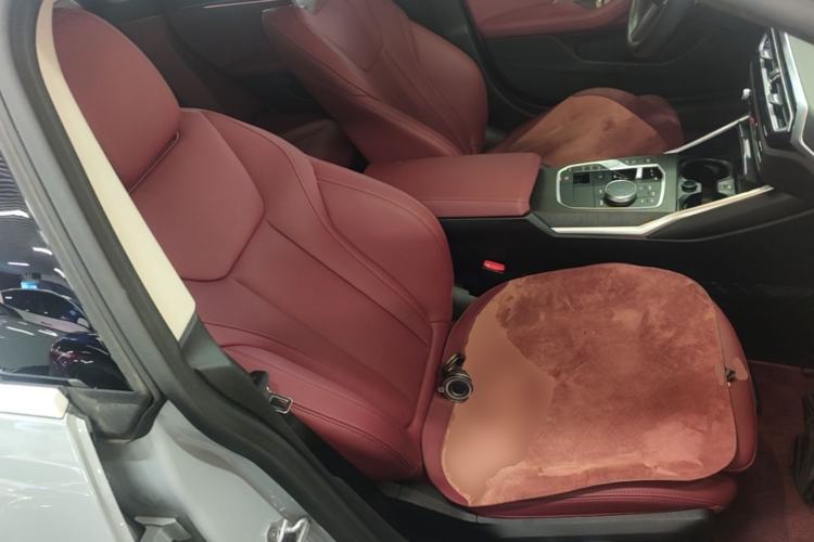 Used BMW 4 Series 2023 425i Gran Coupe M Sport Package Right Front Seat