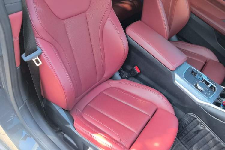 Used BMW 4 Series 2023 425i M Sport Night Edition Right Front Seat
