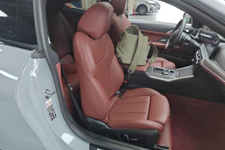 Used BMW 4 Series 2023 425i M Sport Night Edition Right Front Seat