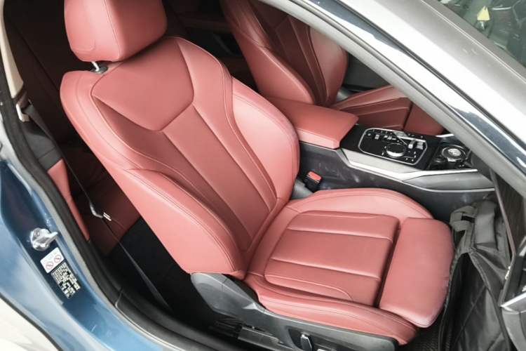 Used BMW 4 Series 2023 425i M Sport Package Right Front Seat