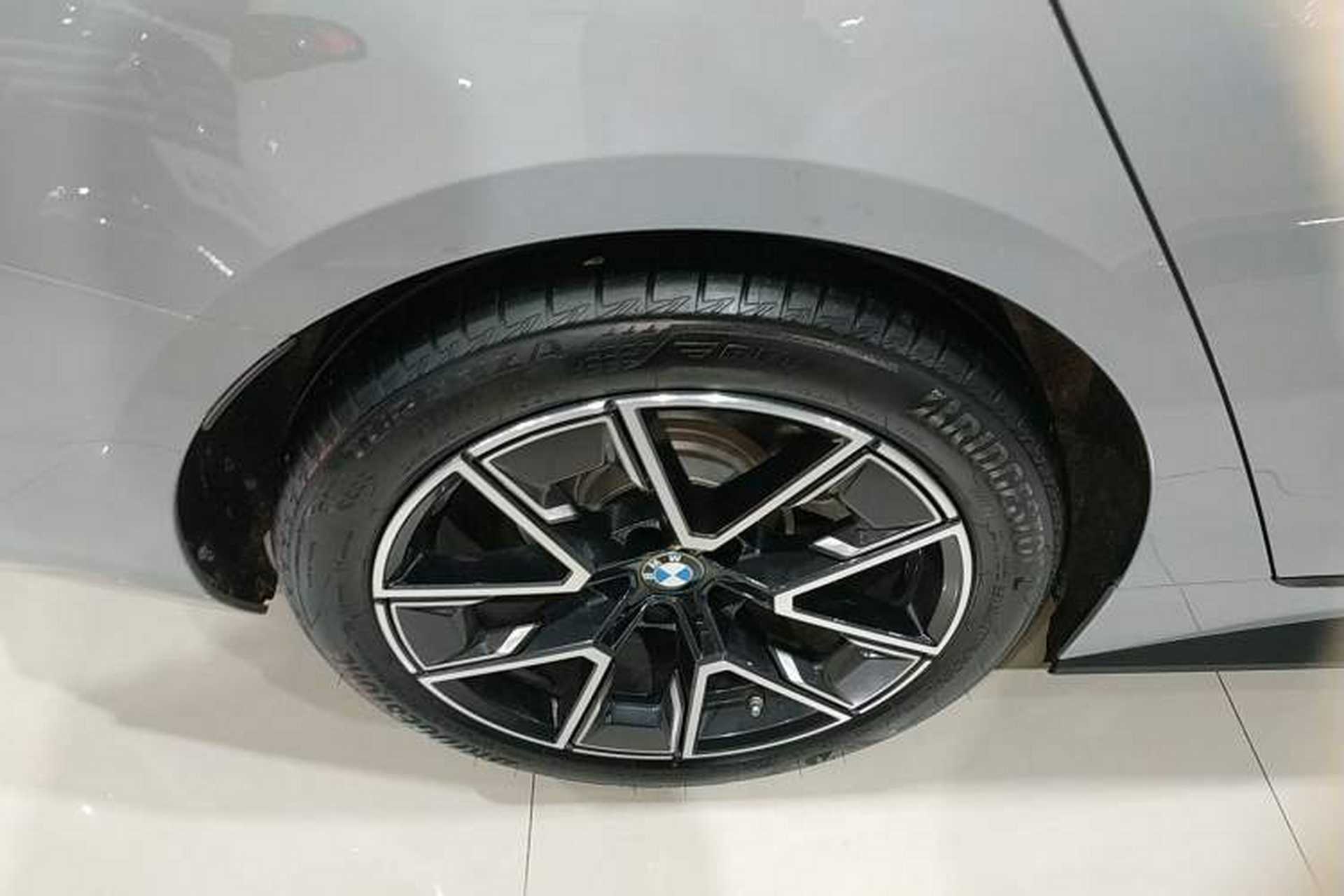 Used BMW 4 Series 2023 425i Gran Coupe M Sport Package Right Rear Wheel Hub