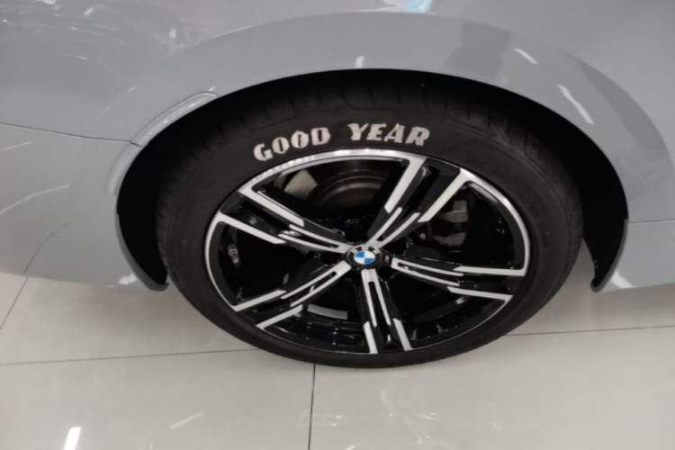 Used BMW 4 Series 2023 425i M Sport Package Right Rear Wheel Hub