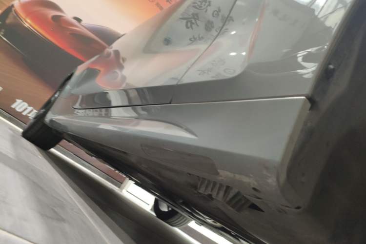 Used BMW 4 Series 2023 425i M Sport Package Right Side Sill