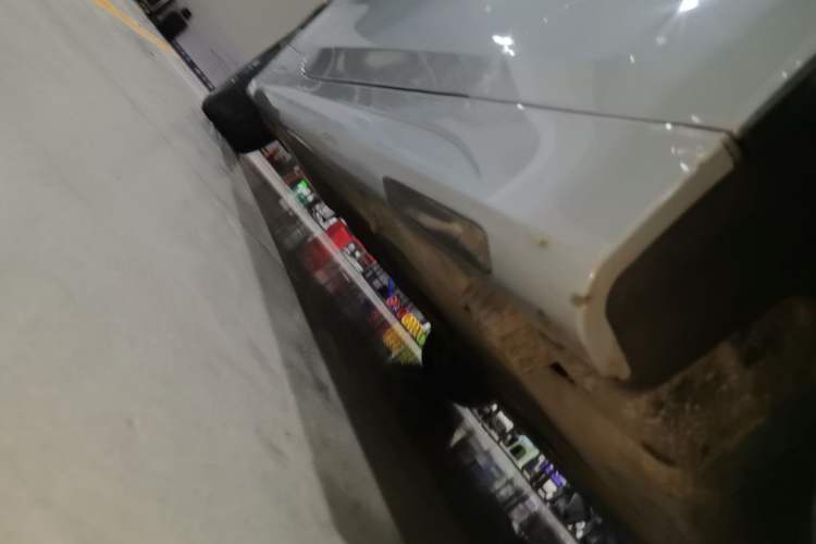 Used BMW 4 Series 2023 425i Convertible M Sport Package Right Side Sill