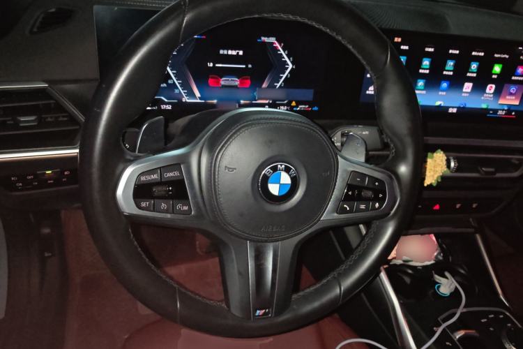 Used BMW 4 Series 2023 425i Convertible M Sport Package Steering Wheel