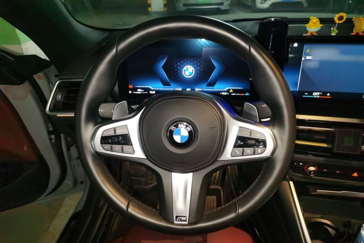 Used BMW 4 Series 2023 425i Convertible M Sport Package Steering Wheel