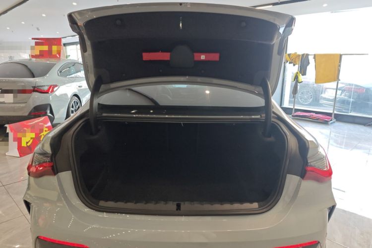 Used BMW 4 Series 2023 425i M Sport Package Trunk