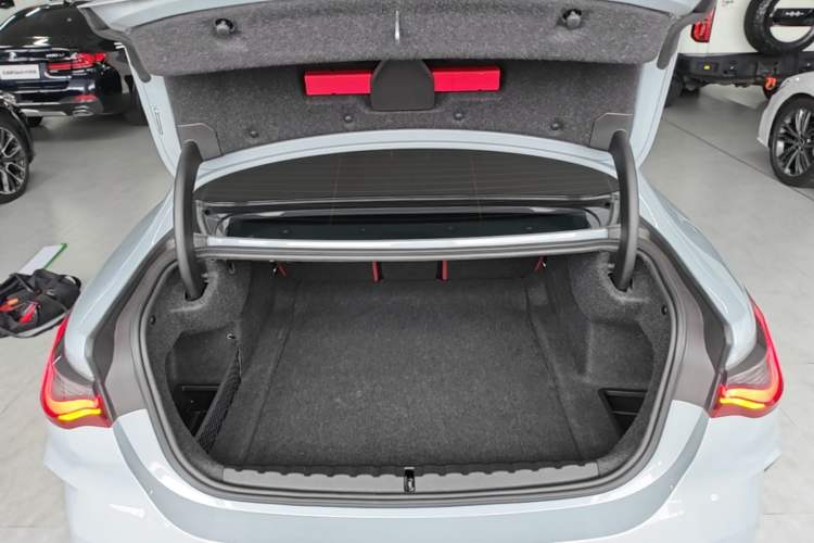 Used BMW 4 Series 2023 425i M Sport Package Trunk